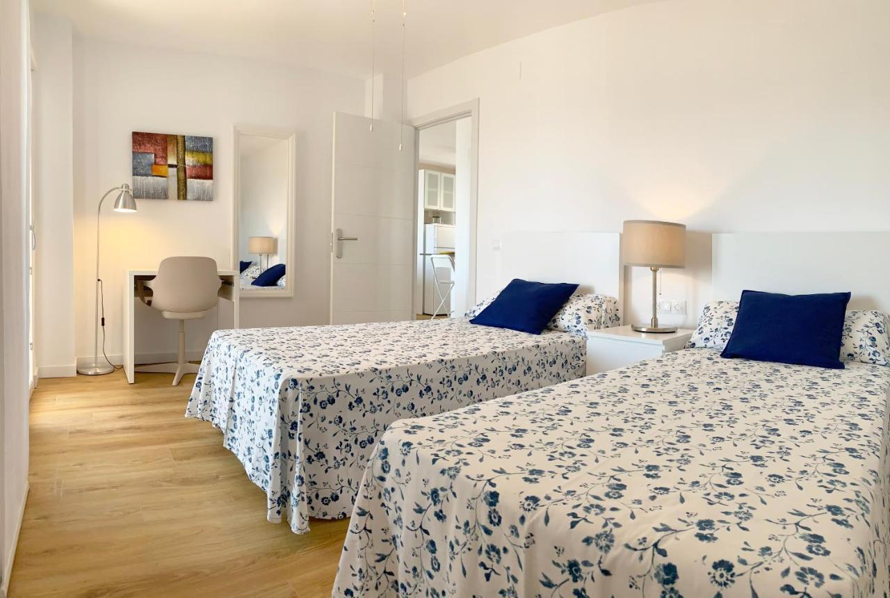 Malagadevacaciones - La Carihuela Palace Torremolinos Kültér fotó
