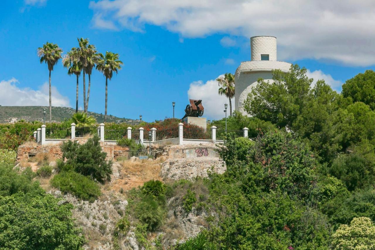 Malagadevacaciones - La Carihuela Palace Torremolinos Kültér fotó